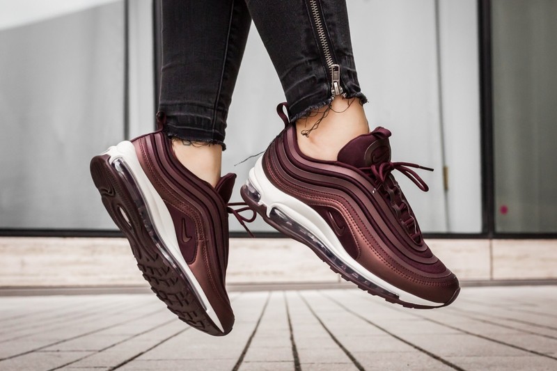 Nike air max 2025 97 ultra metallic mahogany